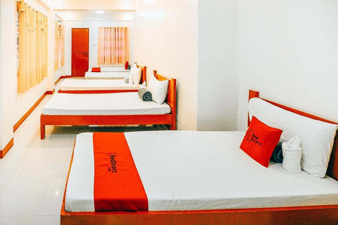 Reddoorz At S & L Apartelle Daraga Albay Легазпи Екстериор снимка
