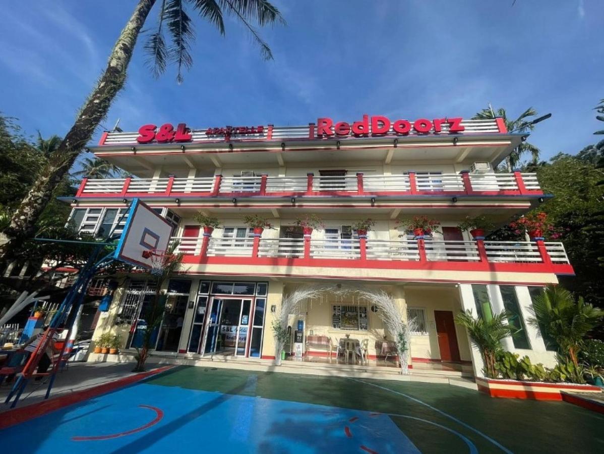 Reddoorz At S & L Apartelle Daraga Albay Легазпи Екстериор снимка