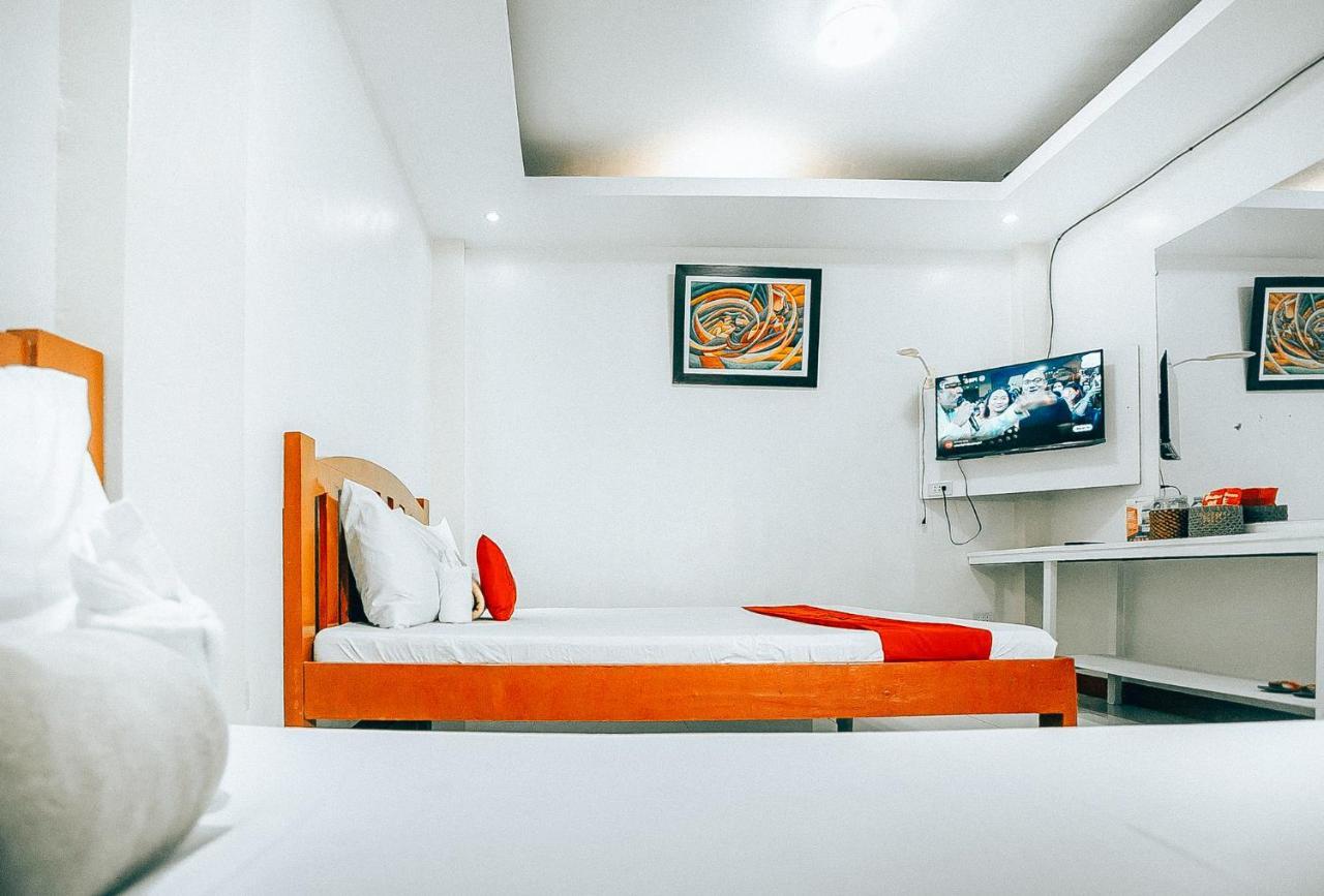 Reddoorz At S & L Apartelle Daraga Albay Легазпи Екстериор снимка